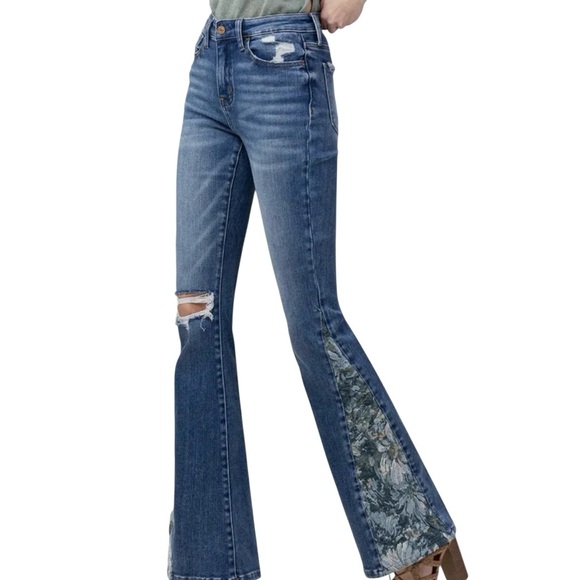 Vervet‎ Bella High Rise Flare Paneled Jeans Size 30 NWT - Picture 1 of 10